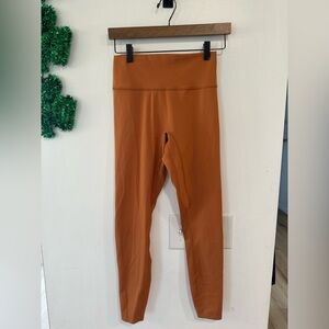 REVOLVE WellBeing + BeingWell FlowWell Callista 7/8 Leggings Women’s Small Rust